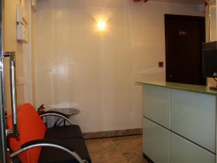 Comfort Guest House E Hong Kong Exterior photo